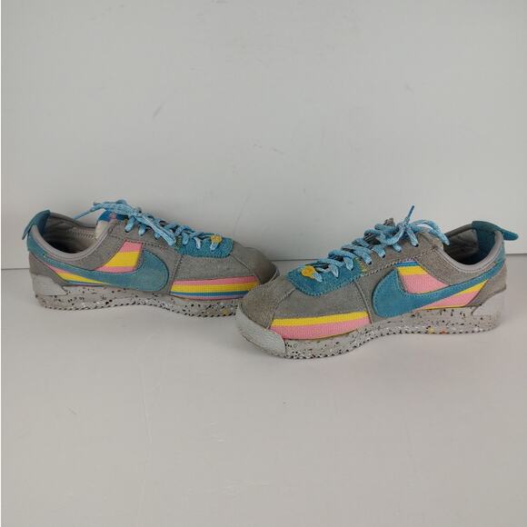 Nike Gray and Multicolor Women's Sneakers - Picture 3 of 12